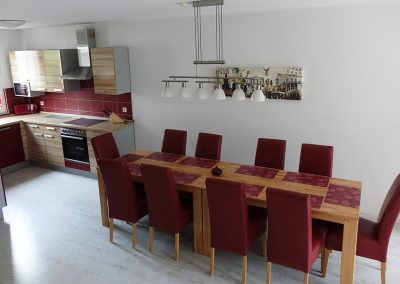 Essbereich mit Küche